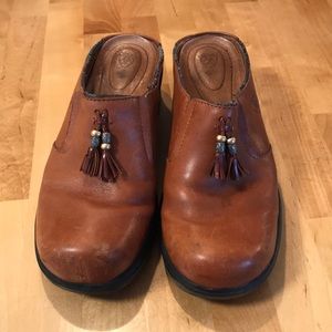 ARIAT Clogs Mules Slides  Size 9.5 Ladies
